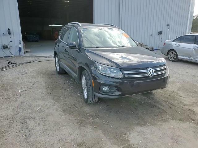 2016 Volkswagen Tiguan - Image 14