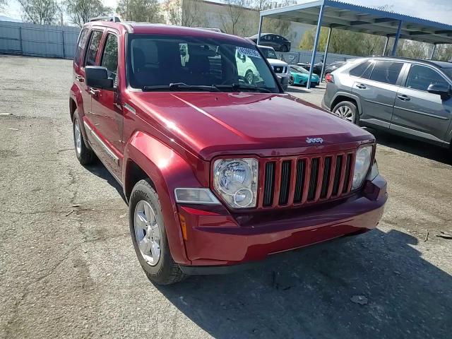 2012 Jeep Liberty (North America) - Image 13