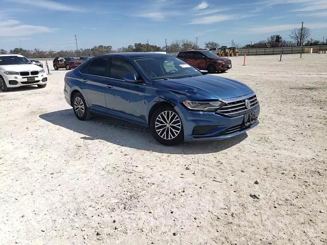 2019 Volkswagen Jetta - Image 10