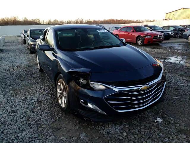 2019 Chevrolet Malibu - Image 13
