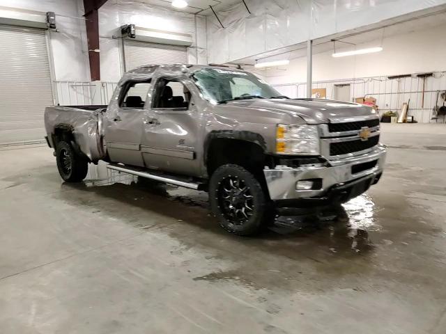2013 Chevrolet Silverado - Image 11