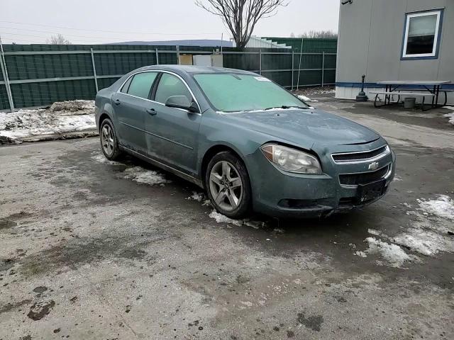 2009 Chevrolet Malibu - Image 10