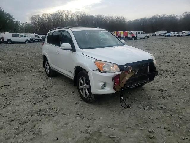 2011 Toyota RAV 4 - Image 12