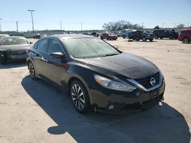 2017 Nissan Altima - Image 11
