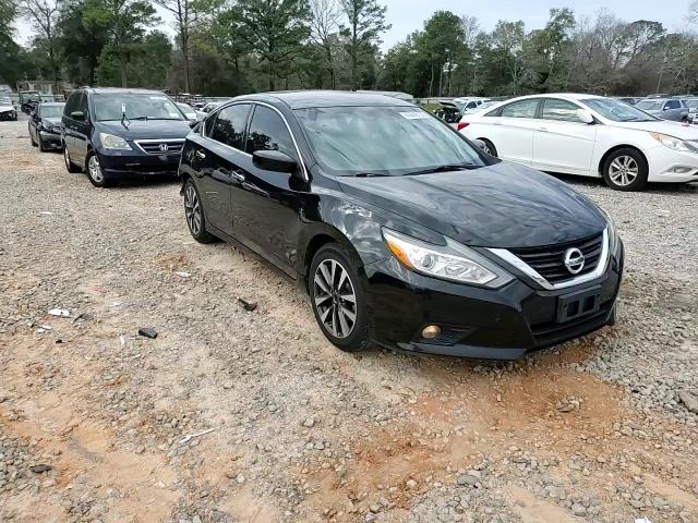 2016 Nissan Altima - Image 11