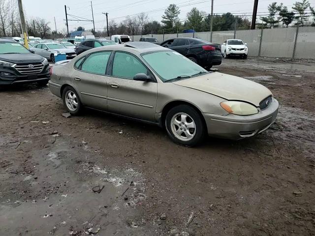 2005 Ford Taurus - Image 11
