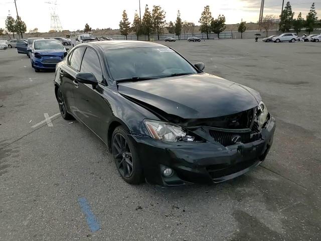 2011 Lexus IS - Image 11