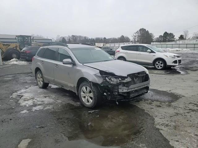 2011 Subaru Outback - Image 11