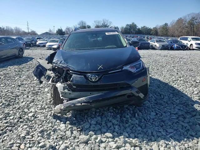 2018 Toyota RAV 4 - Image 11