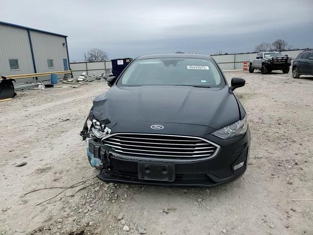 2020 Ford Fusion - Image 11