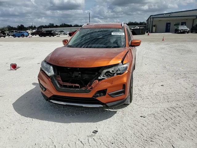 2018 Nissan Rogue - Image 11