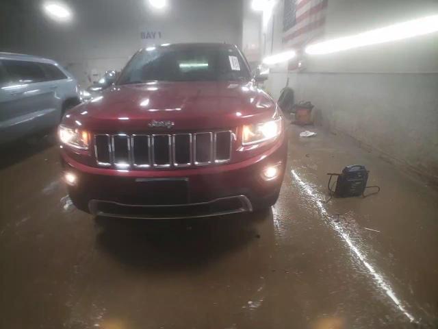 2014 Jeep Grand Cherokee - Image 13