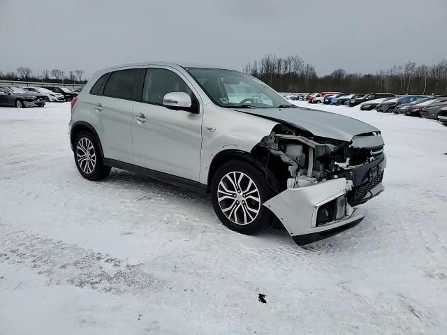 2018 Mitsubishi Outlander - Image 15