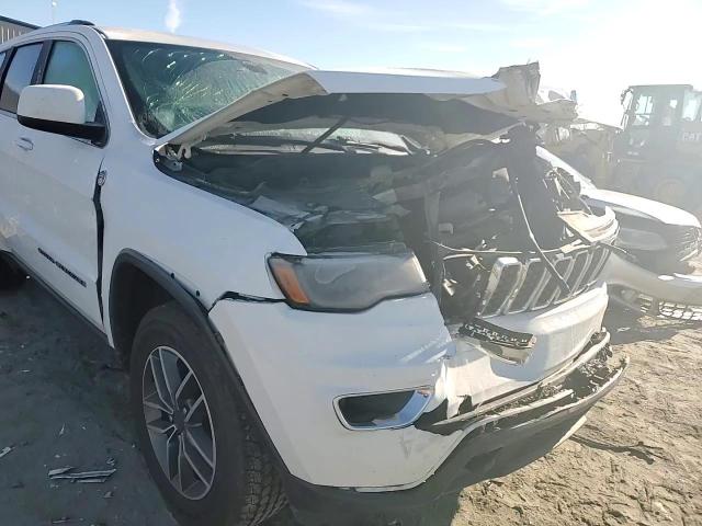 2020 Jeep Grand Cherokee - Image 11