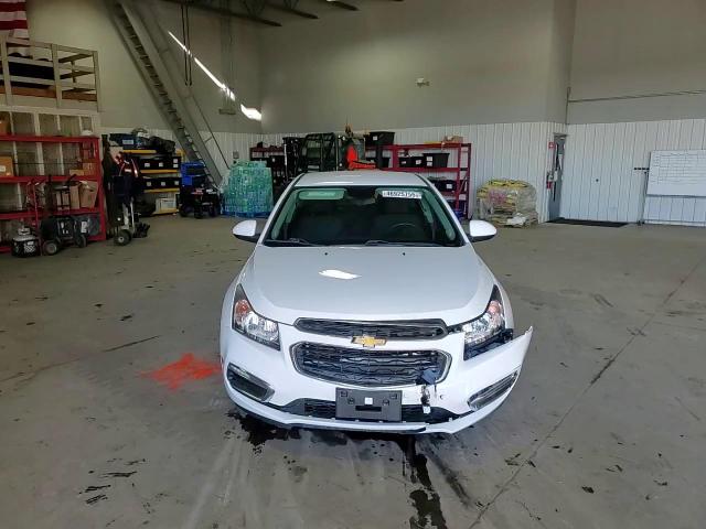 2015 Chevrolet Cruze - Image 11