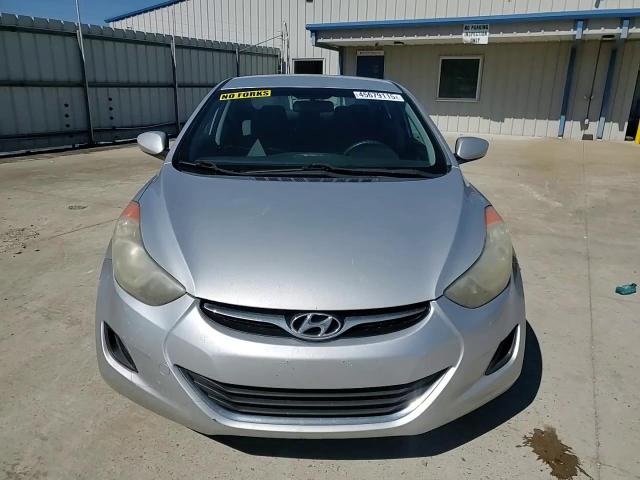 2012 Hyundai Elantra - Image 10