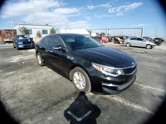 2016 Kia Optima - Image 11