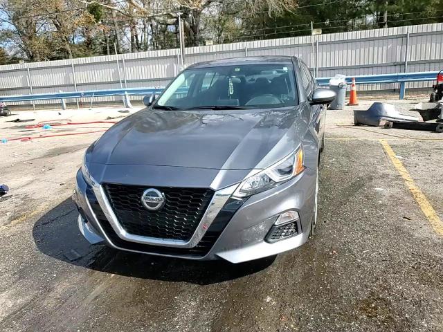 2019 Nissan Altima - Image 14