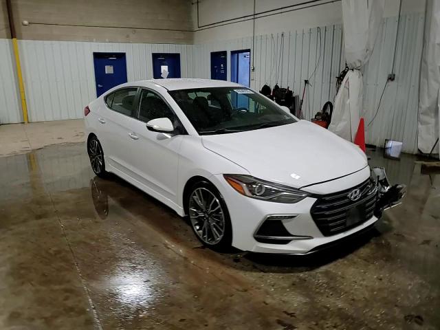 2017 Hyundai Elantra - Image 14