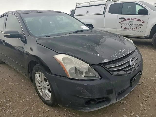 2012 Nissan Altima - Image 10