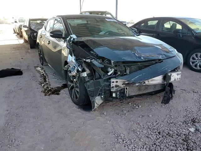 2017 Nissan Maxima - Image 11