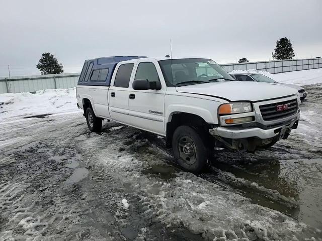 2005 GMC Sierra - Image 11