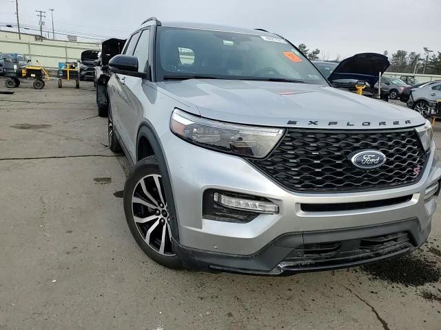 2020 Ford Explorer - Image 12