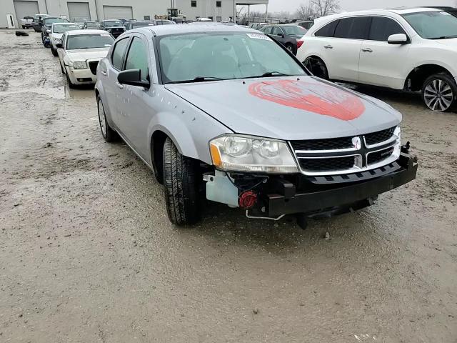2013 Dodge Avenger - Image 10