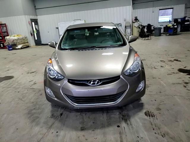 2013 Hyundai Elantra - Image 11