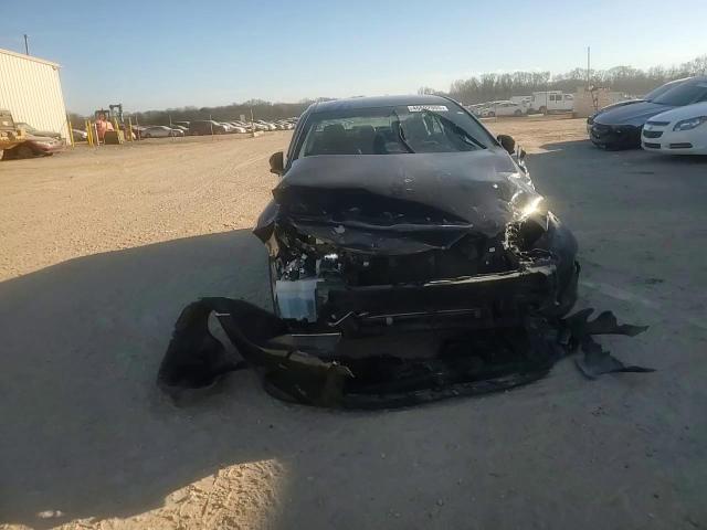 2017 Toyota Camry - Image 13