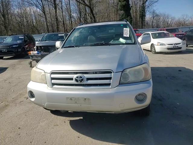 2006 Toyota Highlander - Image 12