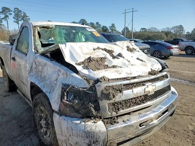 2011 Chevrolet Silverado - Image 11