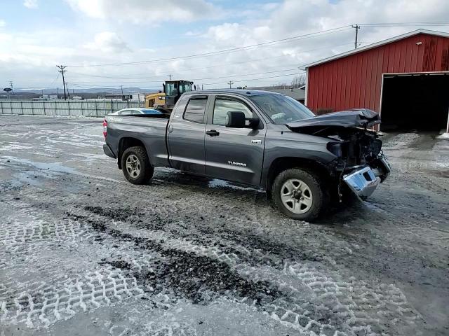 2018 Toyota Tundra - Image 11