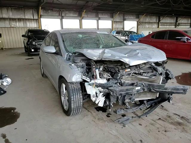 2013 Hyundai Elantra - Image 11