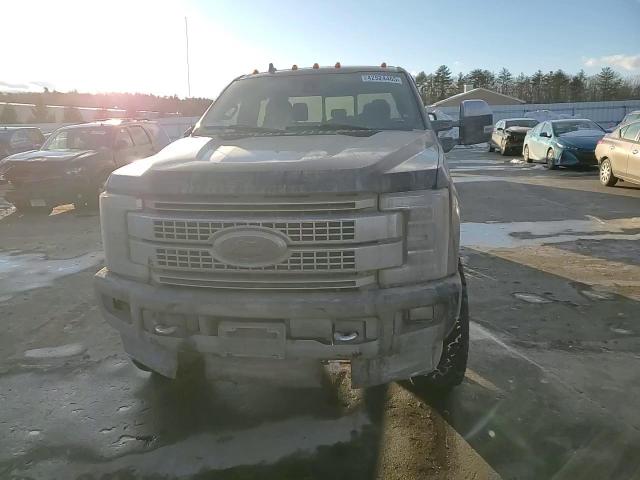 2019 Ford F350 - Image 10