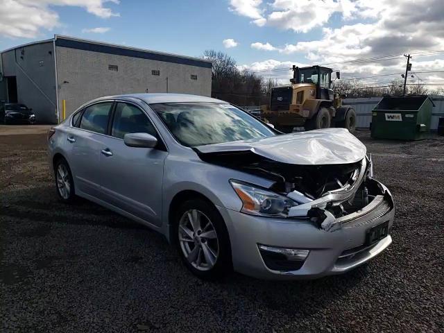 2014 Nissan Altima - Image 14