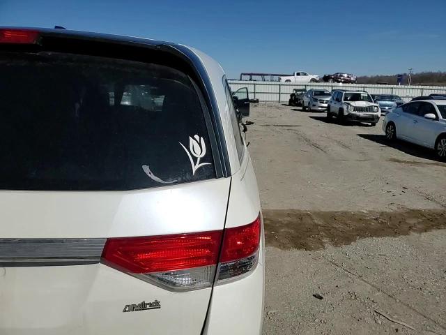 2016 Honda Odyssey - Image 12
