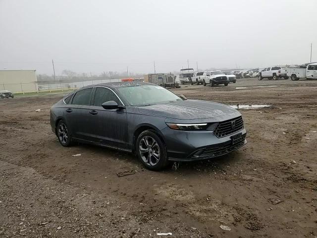 2023 Honda Accord - Image 11