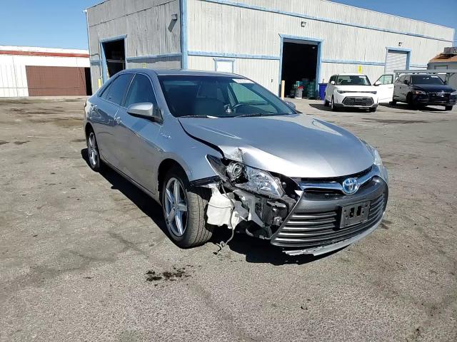2015 Toyota Camry - Image 11