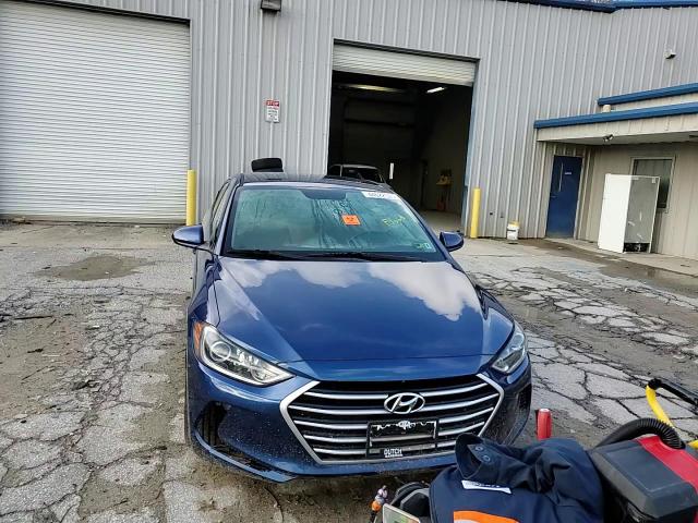 2017 Hyundai Elantra - Image 10