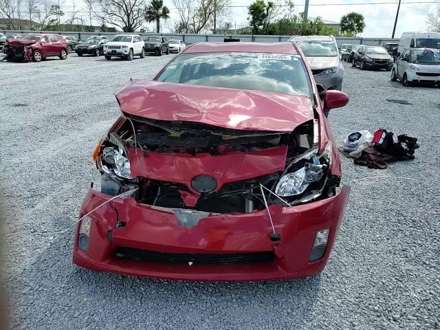 2010 Toyota Prius - Image 11