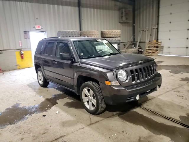 2015 Jeep Liberty (Patriot) - Image 11