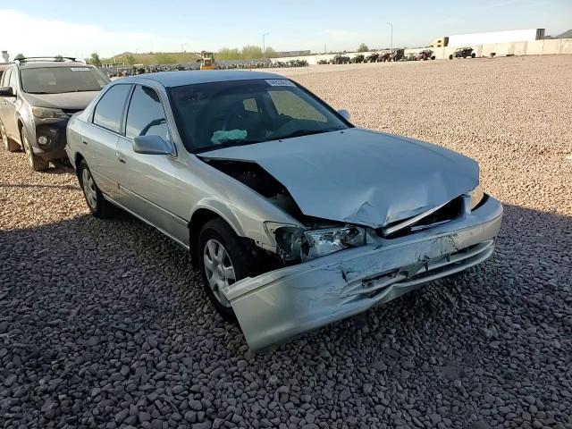 2000 Toyota Camry - Image 11