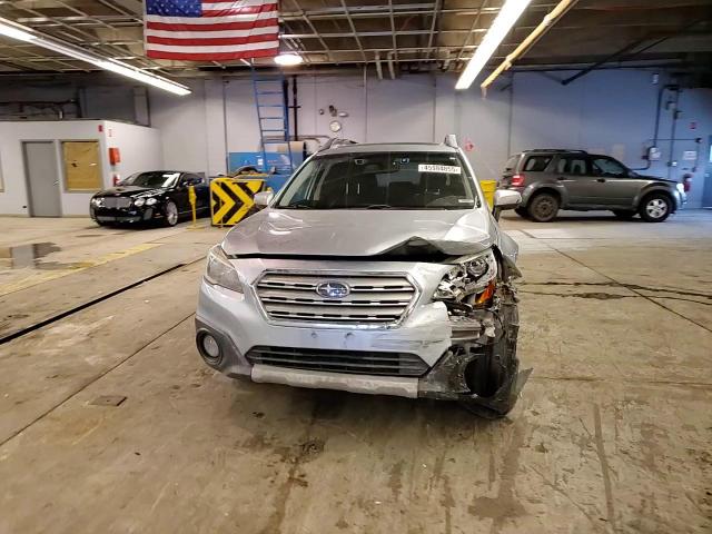 2016 Subaru Outback - Image 11