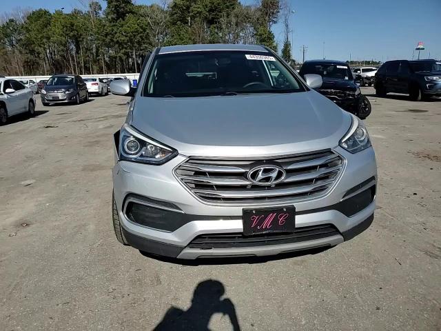 2018 Hyundai Santa Fe - Image 12