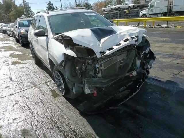2021 Jeep Cherokee - Image 12