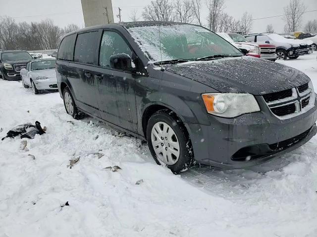 2019 Dodge Caravan - Image 12