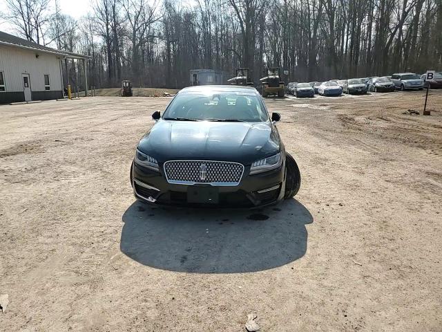 2020 Lincoln MKZ - Image 13