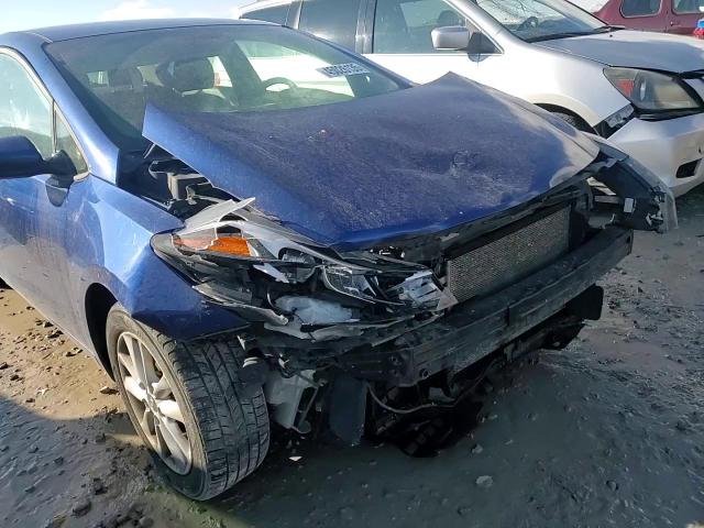 2017 Kia Forte - Image 10