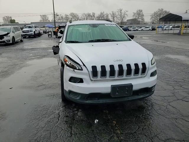 2017 Jeep Grand Cherokee - Image 12